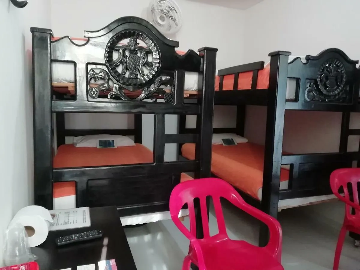 Roomer - Alojamiento Cartagena Homestay