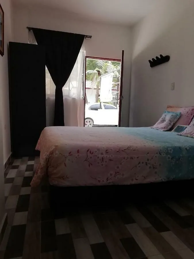 Roomer - Alojamiento Cartagena Homestay